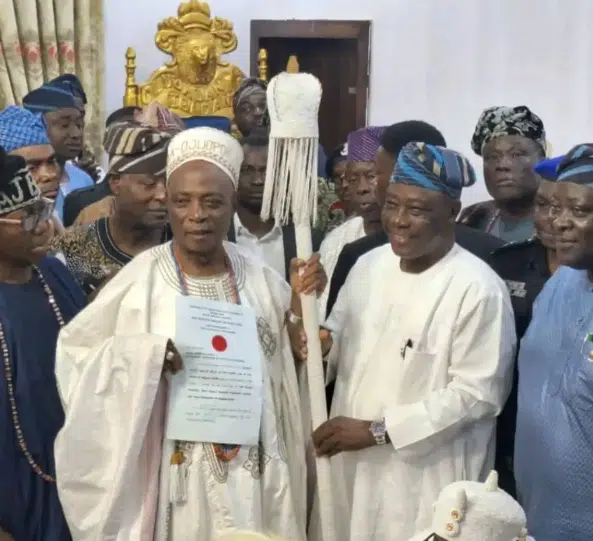 Ladoja officially crowned as ceremonial Oba for Olubadan throne