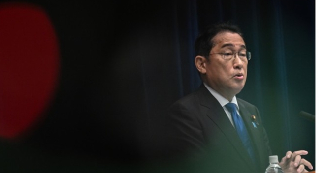 Japan PM resigns amid economic turmoil