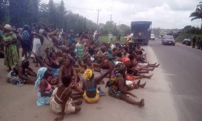 Ondo women strip half naked to protest against herdsmen attacks