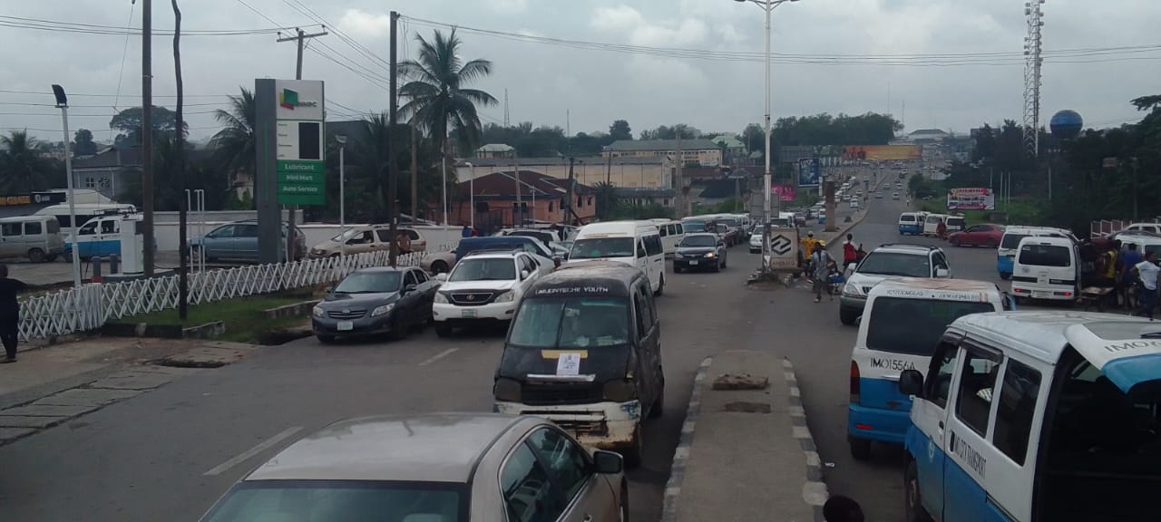 Owerri residents lament as fuel price soars to N1000 per litre