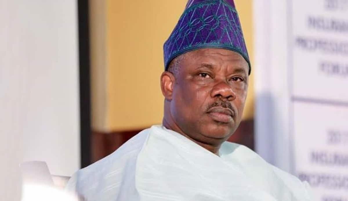 Presidential jets seizure: Amosun clears air, says Chinese firm an impostor