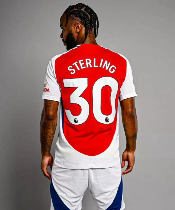 Raheem Sterling chooses No. 30 shirt at Arsenal, snubs No. 10