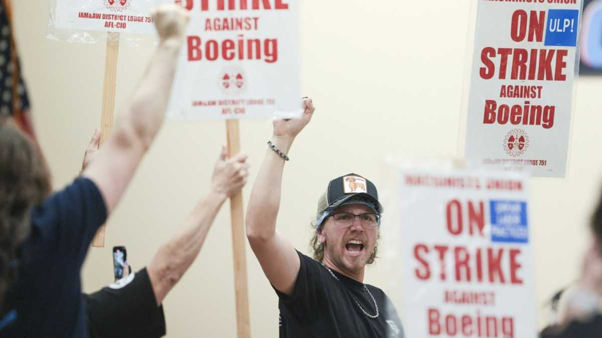 Boeing workers overwhelmingly vote to strike, reject contract