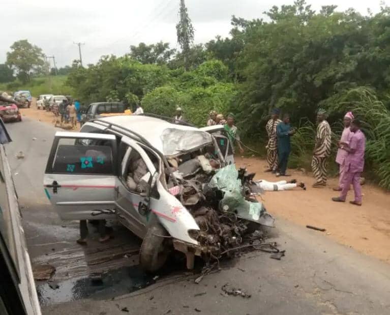 5 Die, 3 Injure On Ogbomoso-Oyo Road Crash