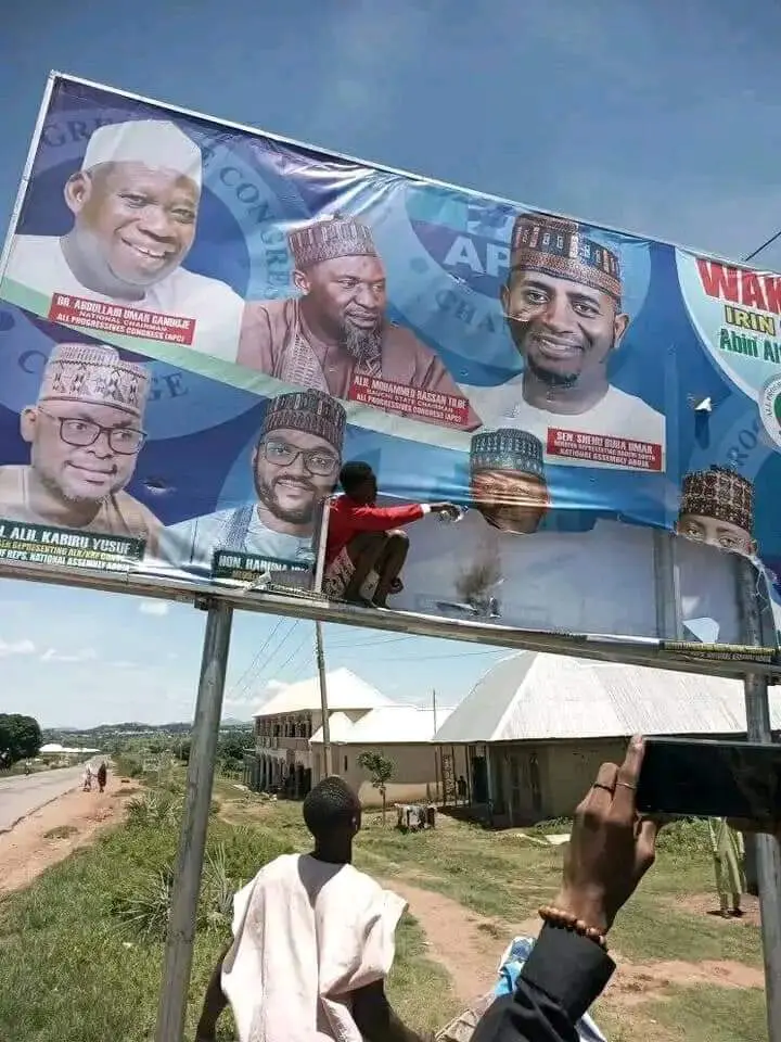 Angry youths destroy APC Senator’s billboards over alleged neglect