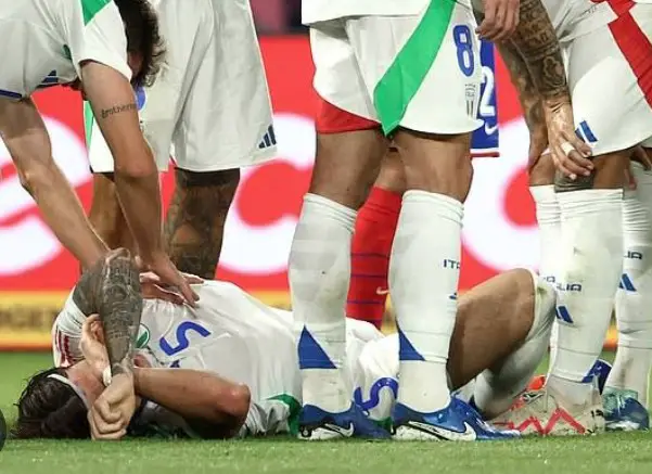 Arsenal New Signing Calafiori Suffers Injury In Italy’s Nations League Clash With France