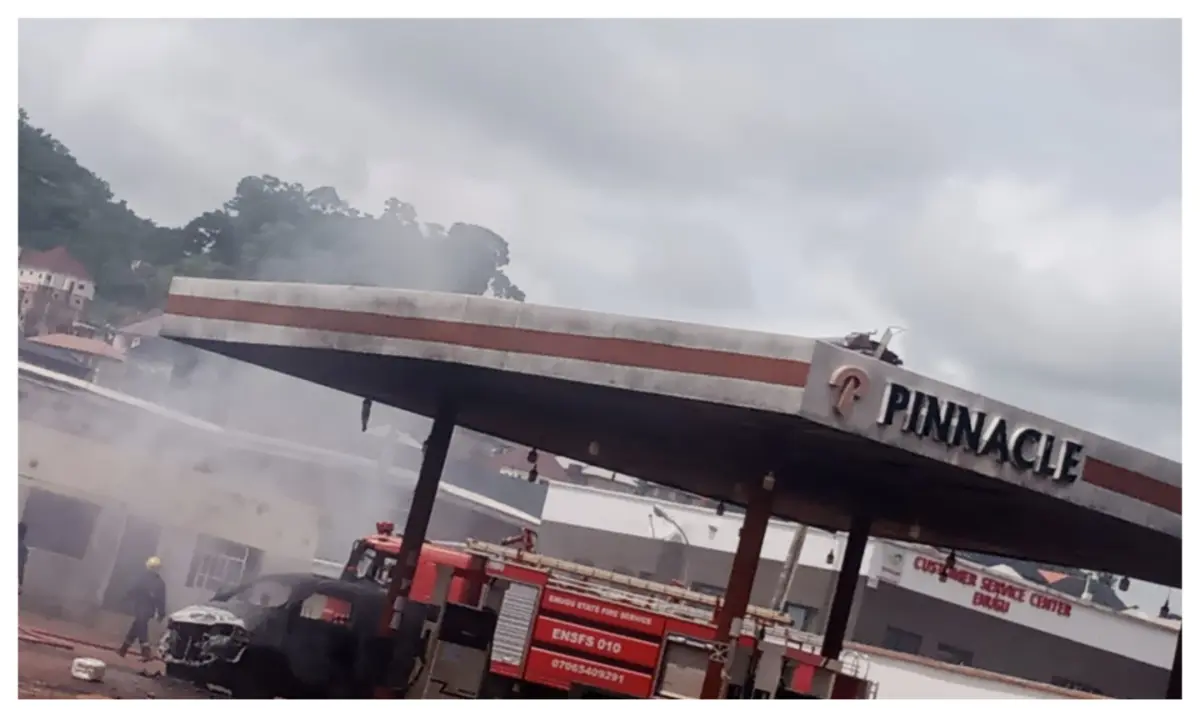 BREAKING: Enugu Gov’s Pinnacle Oil Filling Station set ablaze (Video)