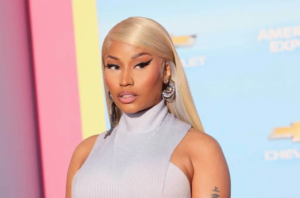 Nicki Minaj denies throwing shade at Beyoncé