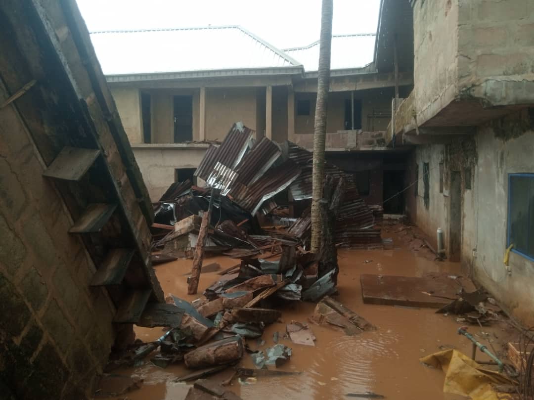 No Life Lost As 3 UNIBEN Students Rescued From Collapsed Building