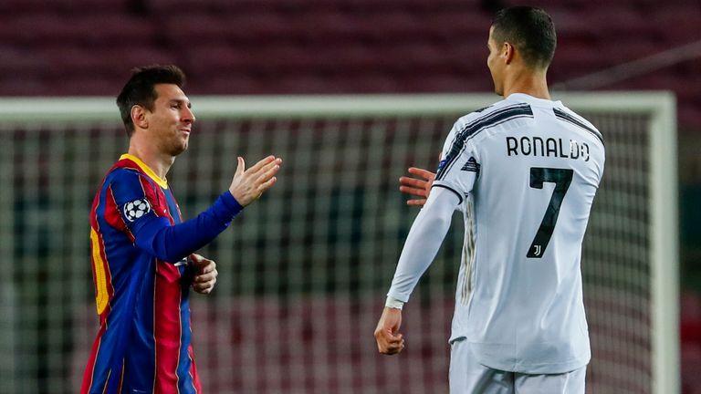 Ronaldo Sends Message To Messi After Scoring 900th Career Goal