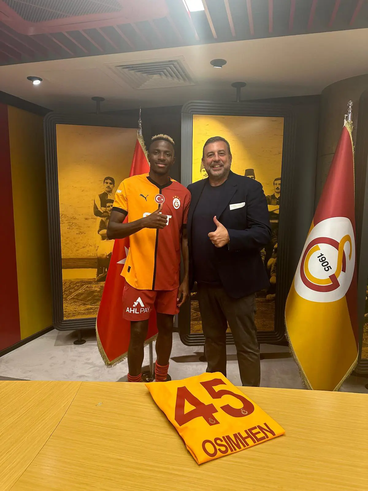 Transfer: Galatasaray president expecting big things from Osimhen