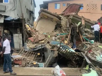 Breaking: Scores Trapped As Building Two-Storey Building Collapses On Lagos Island