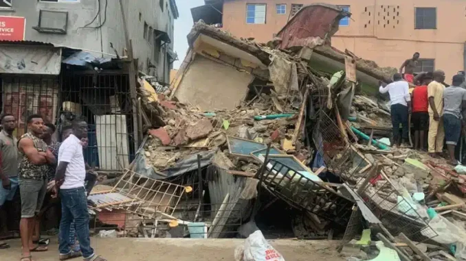 Breaking: Scores Trapped As Building Two-Storey Building Collapses On Lagos Island