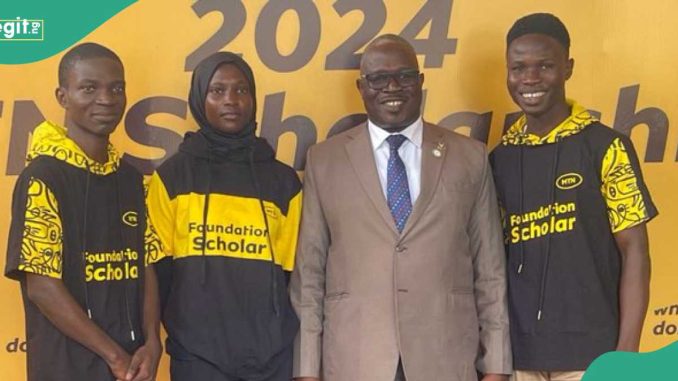 14 University of Ibadan Students Win MTN Scholarship Awards