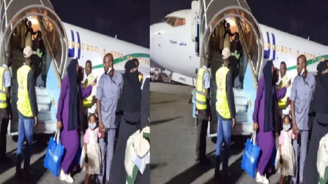 Lagos State Authorities Receive 180 Nigerians Previously Stranded In Libya (IMAGES)