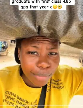 Lady laments as she becomes a shoe vendor despite graduating with first class