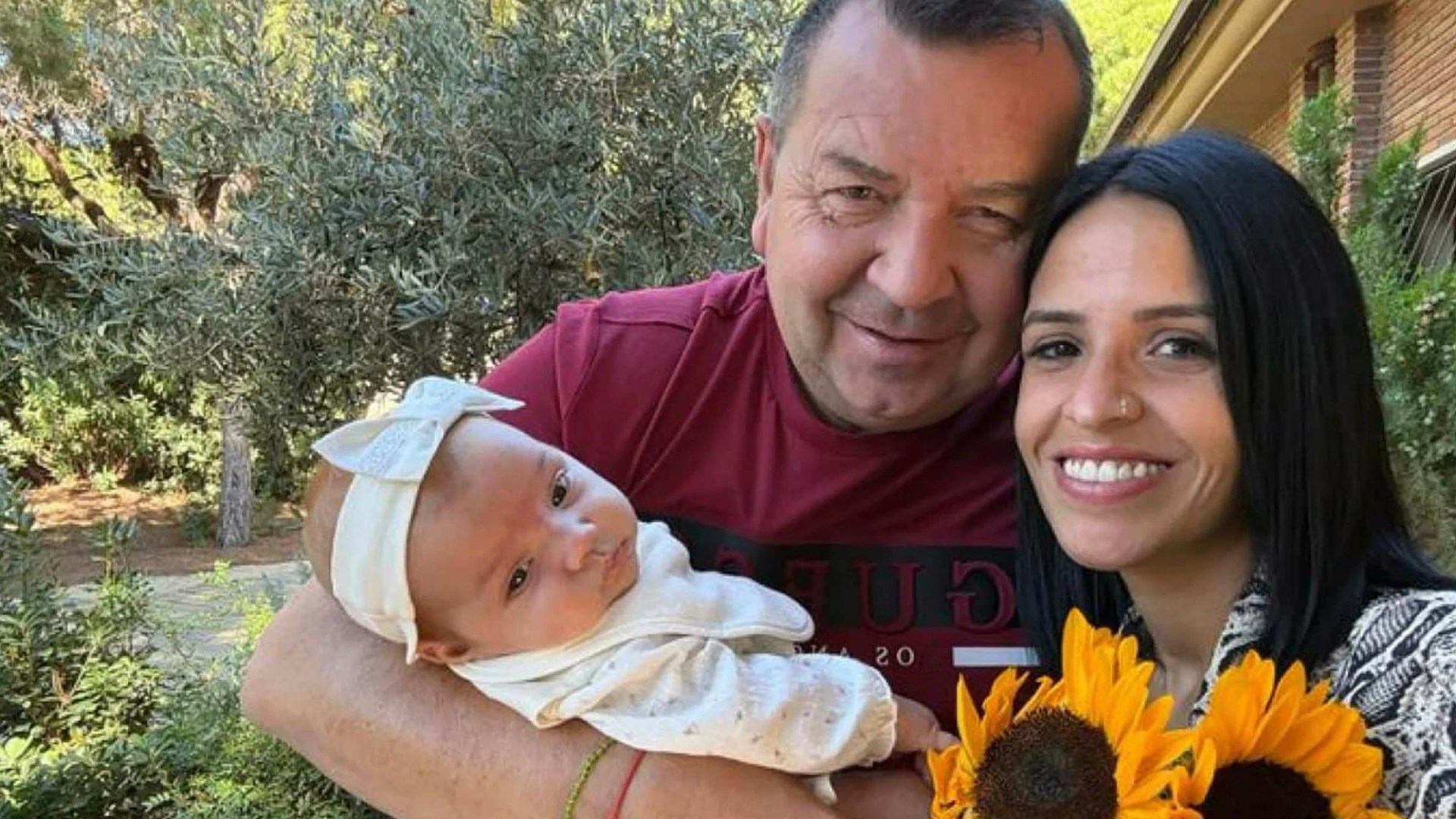 First heartbreaking pic of tragic mum & baby swept away by Valencia floods in front of dad who was trying to save them