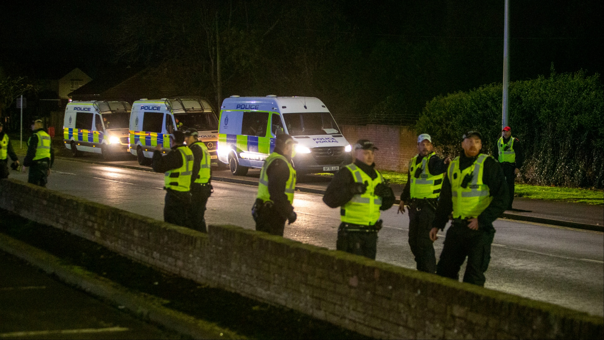 Riot cops swarm major Scots city after fire-raising teens wreak havoc