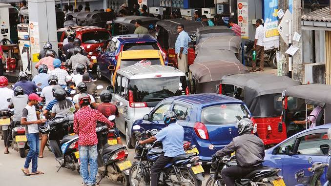 Again, Tinubu's govt increases fuel price