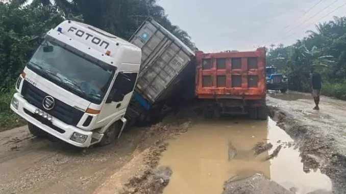 Akwa Ibom lawmaker raises alarm over deplorable state of Calabar/Itu highway