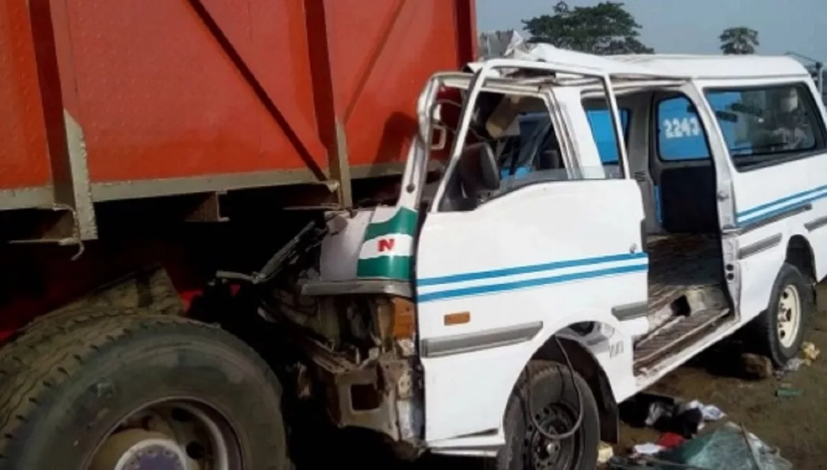 Auto Crash Claims 19 Abuja-bound Passengers In Plateau