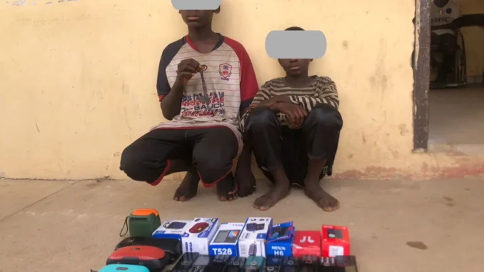 Bauchi Police arrest two JSS 3 students for alleged theft of 100 phones