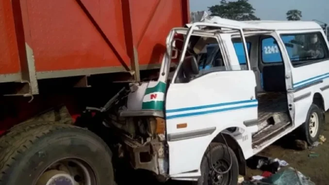 Driver Dies, Others Injured As Trucks Collide In Lagos