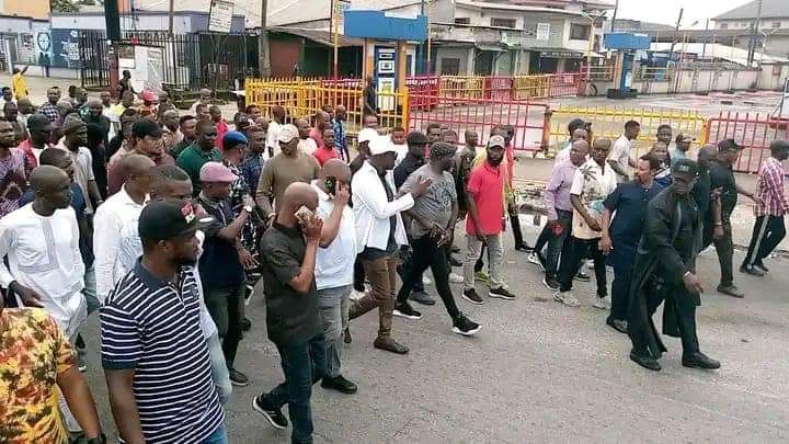 Explosion rocks Tony Okocha-led Rivers APC secretariat