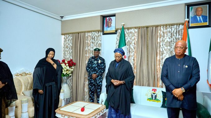 First Lady Pays Condolence Visit To Akwa Ibom Governor Over Wife’s Death