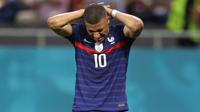 Kylian Mbappe Dropped From France's National Team