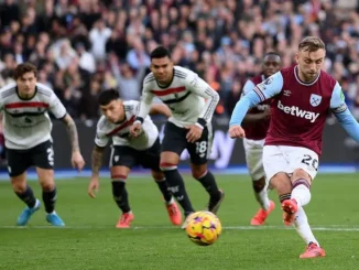 Late Bowen penalty gives West Ham win against Man Utd