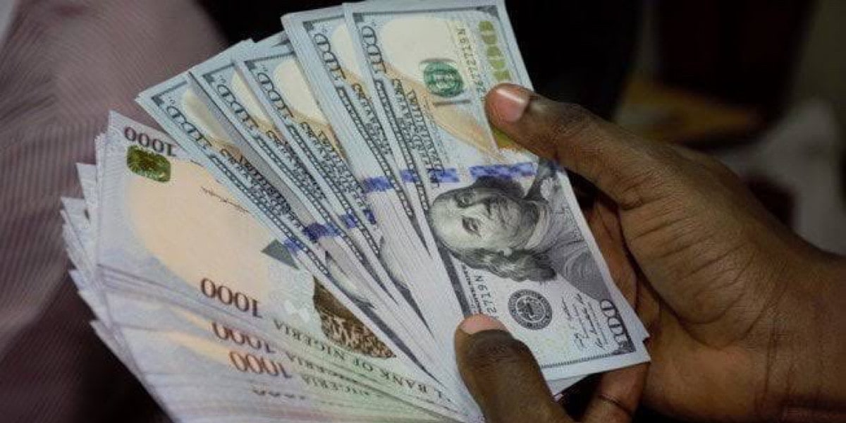 Naira appreciates by 2.4% against dollar at official market