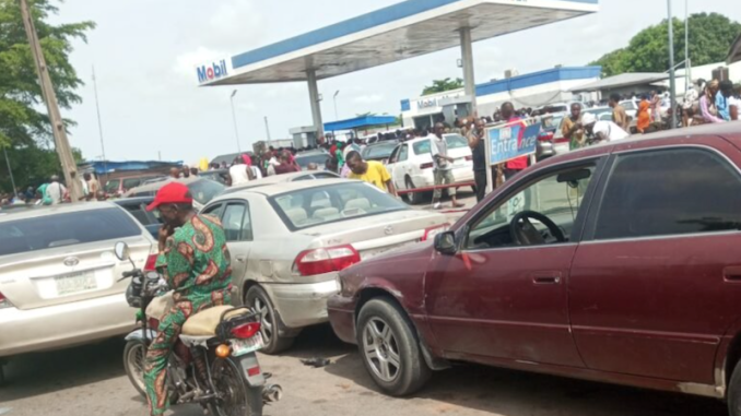 BREAKING: Petrol hits N1,000 per litre in Badagry