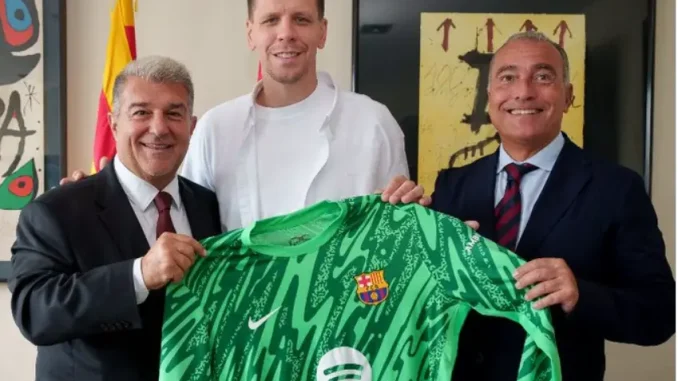 Barcelona Complete Szczesny Signing As Free Agent