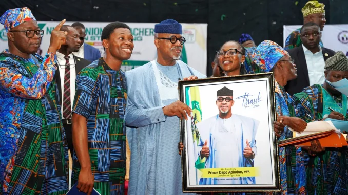 Teachers’ Day: Ogun schools to have smart classroom – Gov Abiodun