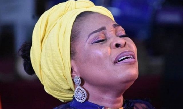 Gospel Singer, Tope Alabi Told To Do DNA Test - [See Why]