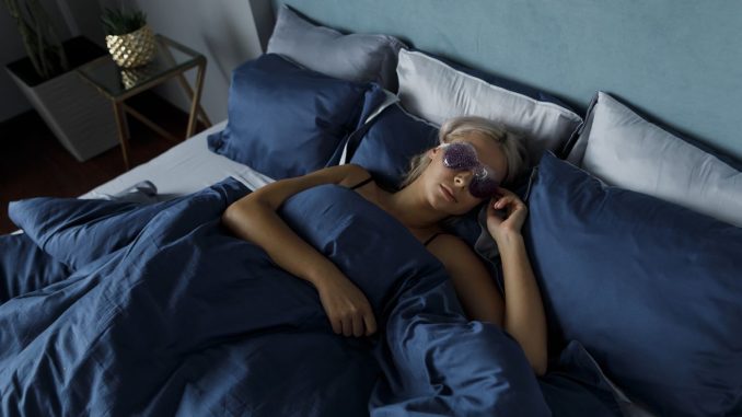 We Asked Sleep Experts If 'Sleepmaxxing' Really Works. Here's What They Said