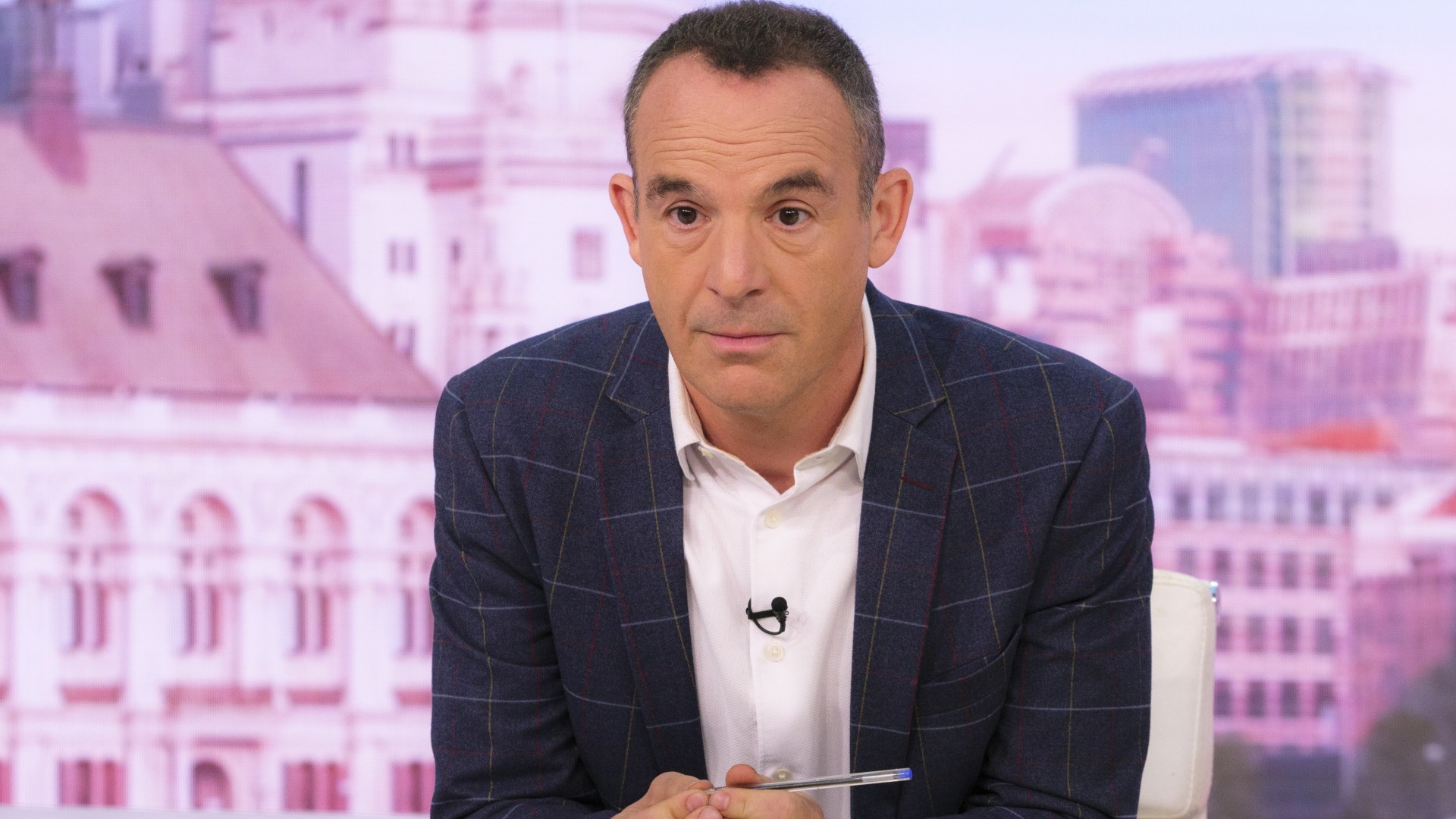 Martin Lewis’ Money Saving Expert predicts Black Friday deal dates including Asda, M&S and Tesco