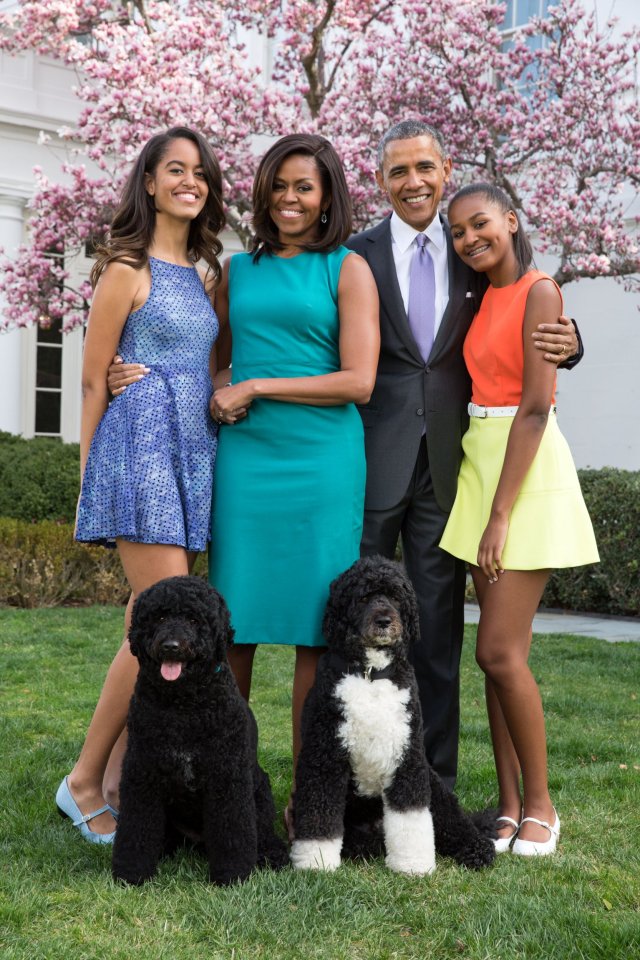 Did you guess they were Michelle and Barack Obama daughters, Malia and Sasha?