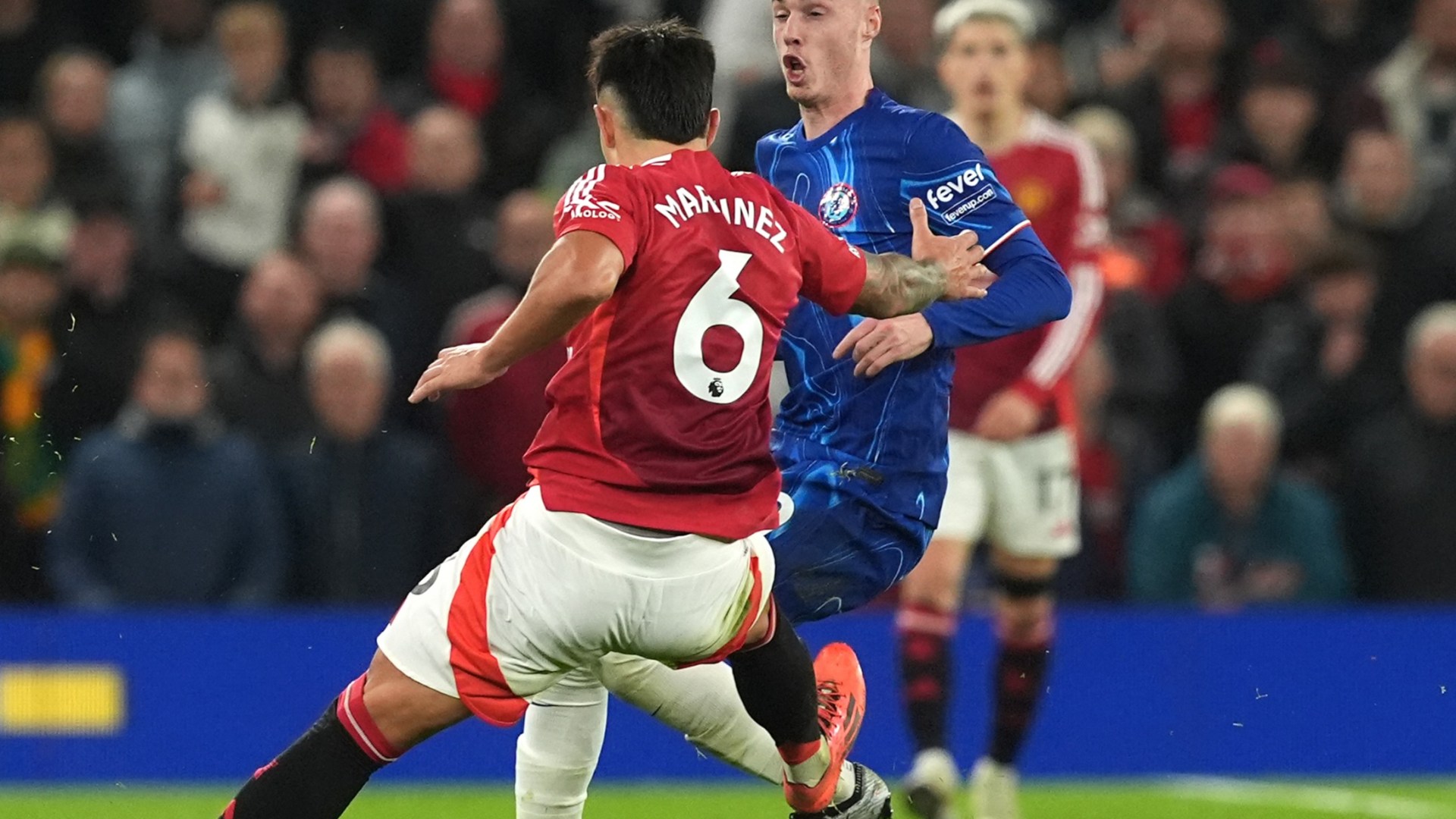 Man Utd star Lisandro Martinez endangered Cole Palmer's safety and was extremely lucky not to be given red card