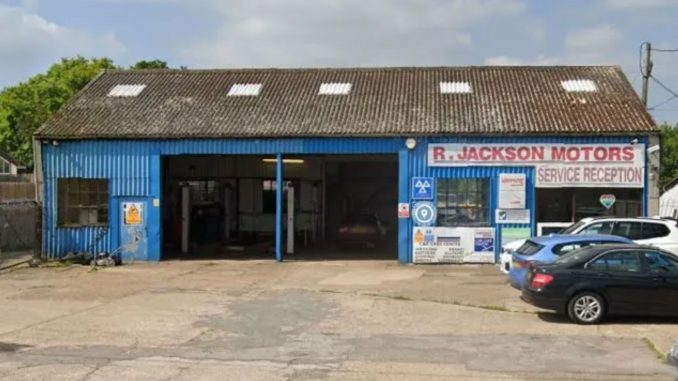 Beloved garage known for work on ‘exotic & classic cars’ closes doors after 92 YEARS after heartbreaking decision