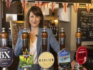 Penny off a pint will make NO difference to struggling pubs, Rachel Reeves warned