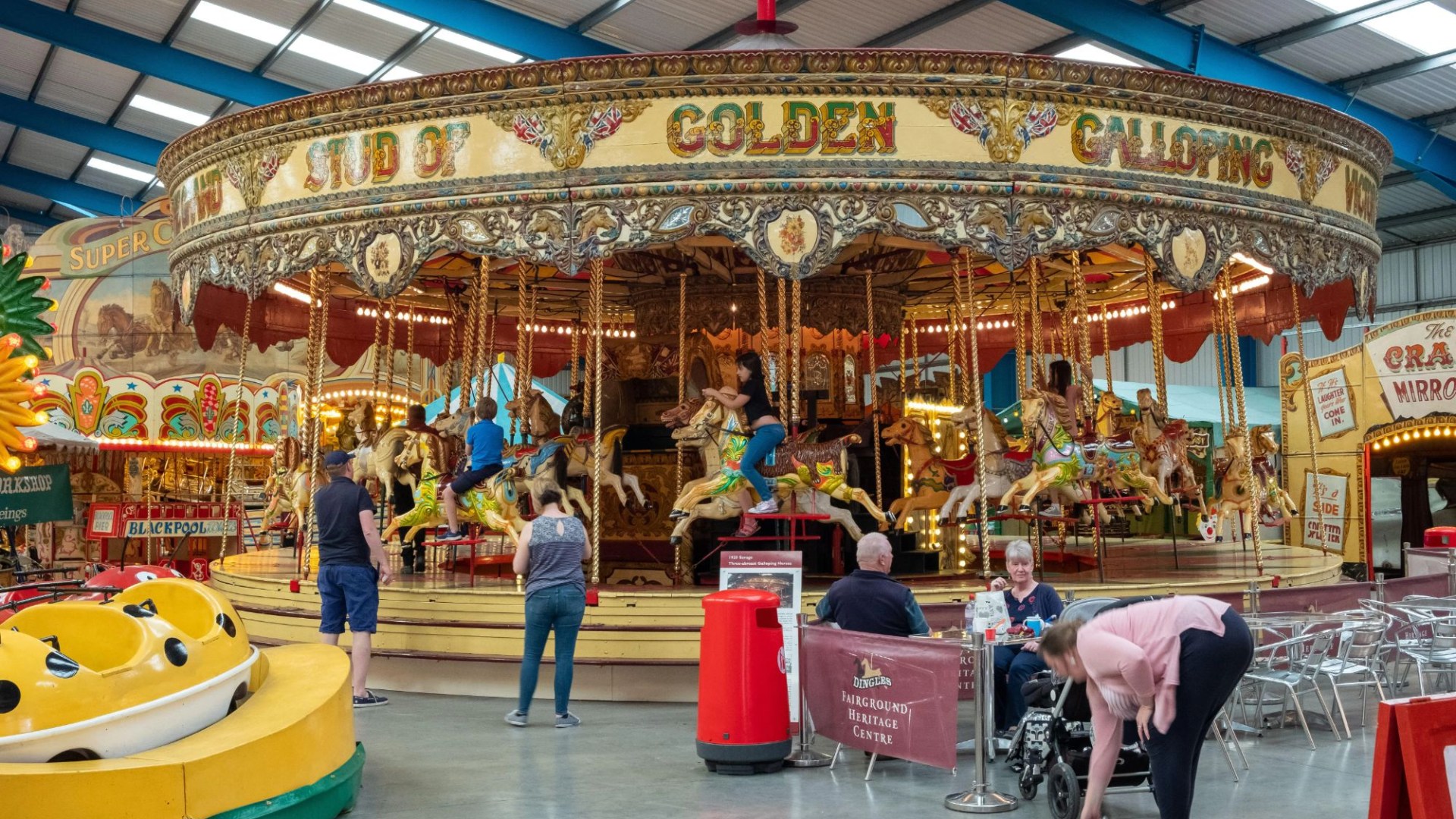 Hugely nostalgic UK fairground closes forever leaving fans 'gutted' - as owners blame 'very remote location'