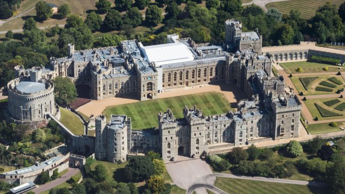 Major Windsor Castle security scare as masked men raid estate while William, Kate and their children sleep at home