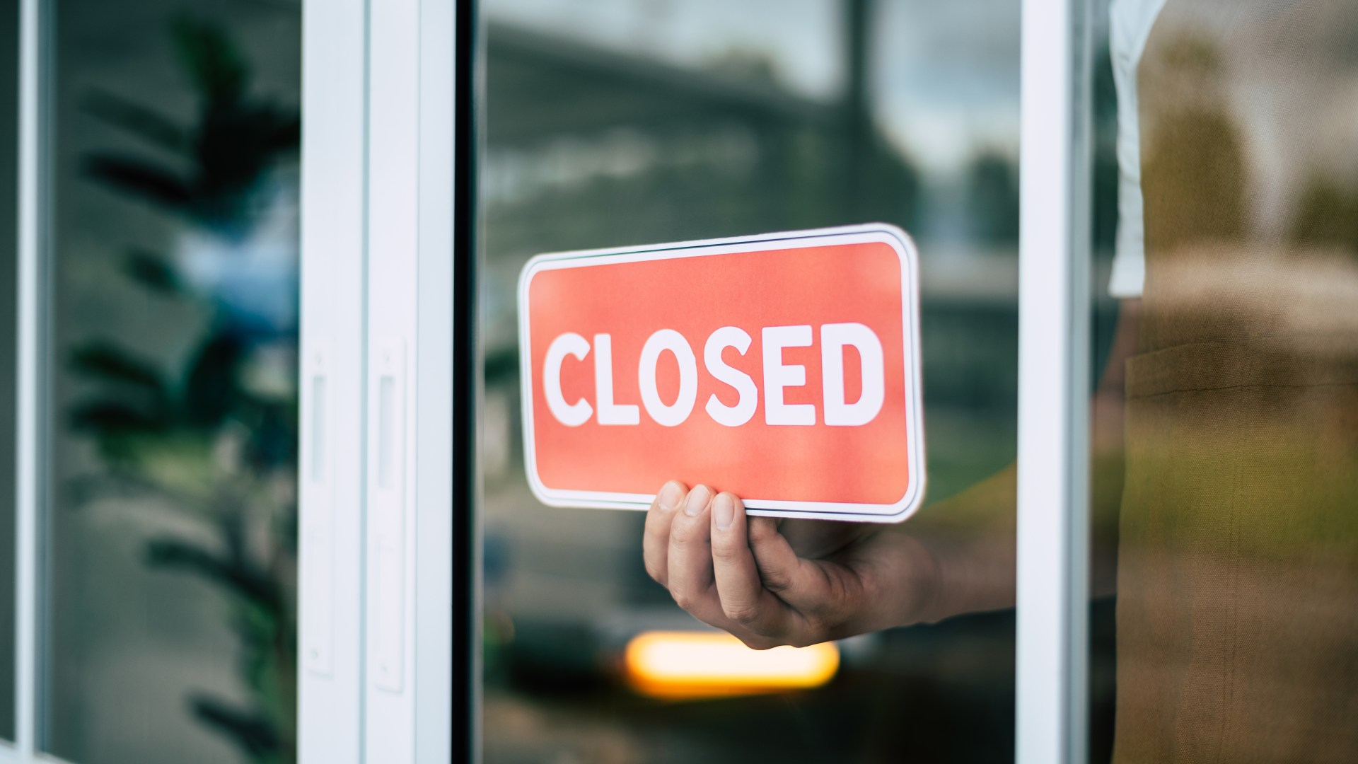 Iconic 119-year-old bakery chain risks closing ALL locations for good putting 1,000 people out of work