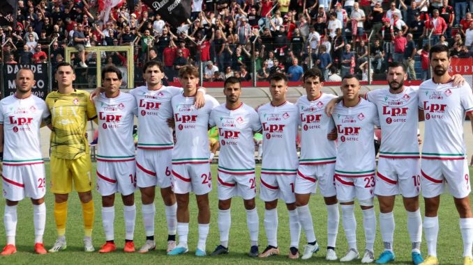 Italian minnows rip up manager's contract after one training session as fans launch protest