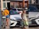 "she was once in their shoes" – Woman receives praise for patiently waiting for girls to finish photoshoot with her car (VIDEO)