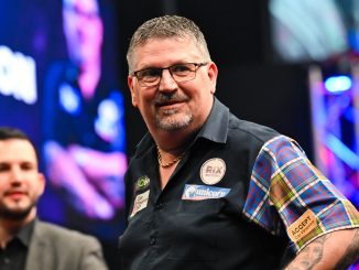 Darts hero accuses Gary Anderson of being BAD for the sport as he blasts 'he does nothing else for it'