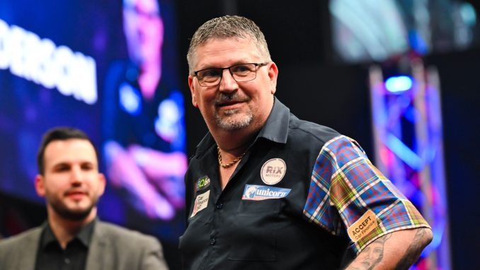 Darts hero accuses Gary Anderson of being BAD for the sport as he blasts 'he does nothing else for it'