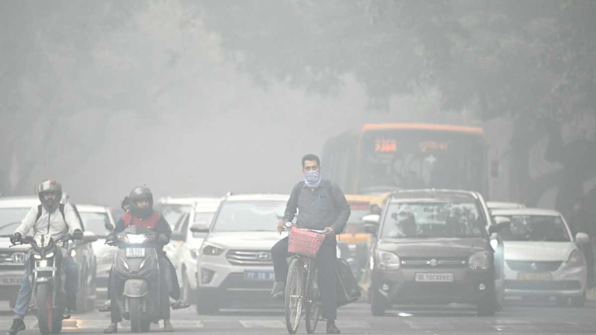 Mounting economic costs of India's killer smog